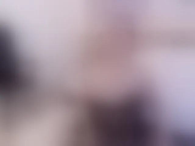 Live sex webcam photo for Coco-balenciaga #292261417