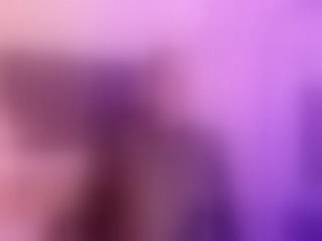 Live sex webcam photo for Coco-balenciaga #292268307