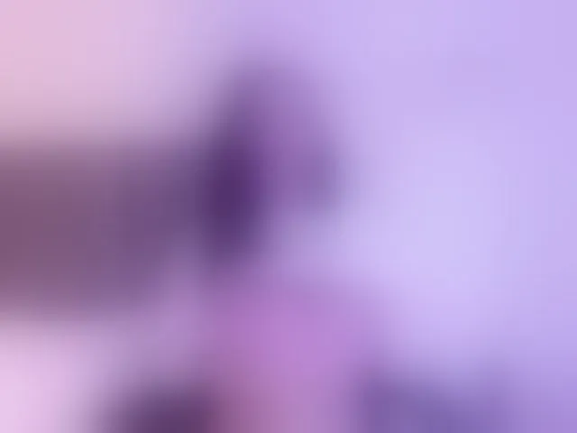 Live sex webcam photo for Coco-balenciaga #292369028