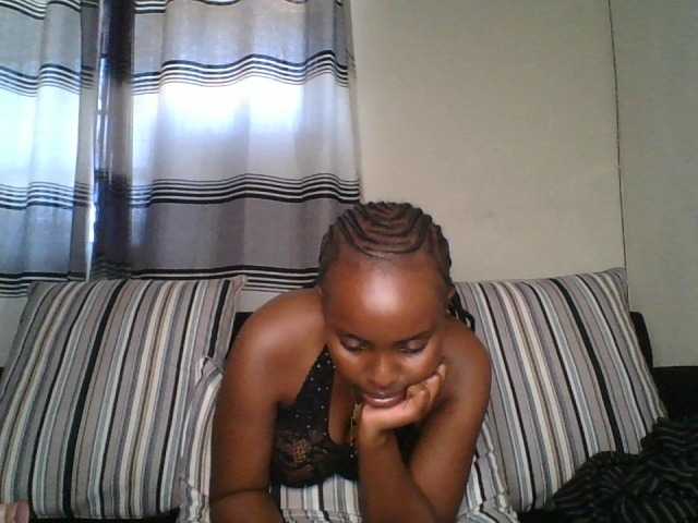 Live sex webcam photo for Cocobela1 #290338809