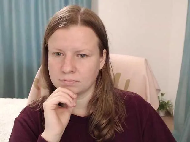 Live sex webcam photo for CoconutLegs #274240244