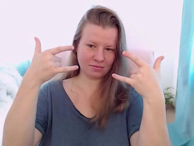 Live sex webcam photo for CoconutLegs #274449981