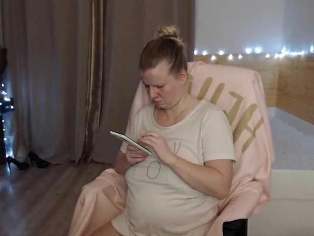 Live sex webcam photo for CoconutLegs #276039171