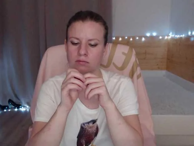 Live sex webcam photo for CoconutLegs #276146071