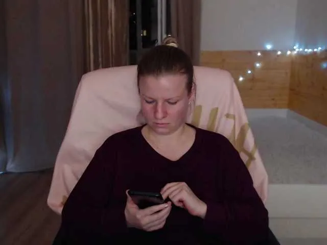 Live sex webcam photo for CoconutLegs #276355256