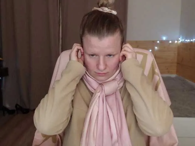 Live sex webcam photo for CoconutLegs #276845388