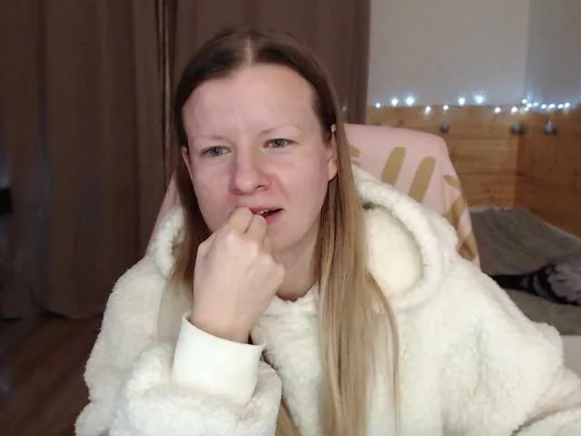 Live sex webcam photo for CoconutLegs #277035328