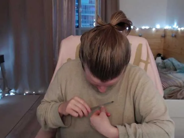 Live sex webcam photo for CoconutLegs #277806301