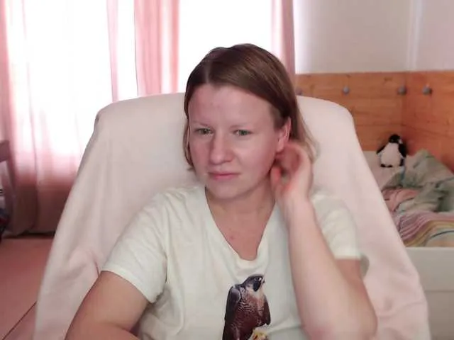 Live sex webcam photo for CoconutLegs #278024576