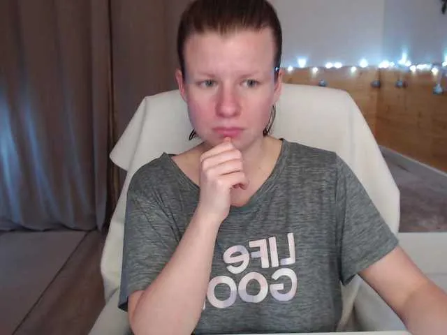 Live sex webcam photo for CoconutLegs #281550416