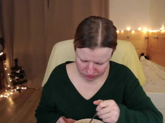 Live sex webcam photo for CoconutLegs #290497583