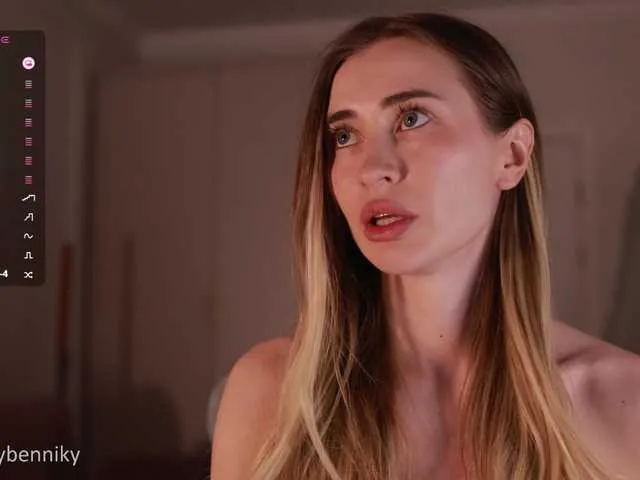 Live sex webcam photo for Coconutkitty #291227329