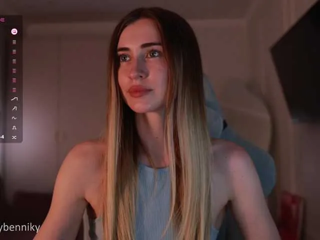 Live sex webcam photo for Coconutkitty #291461575