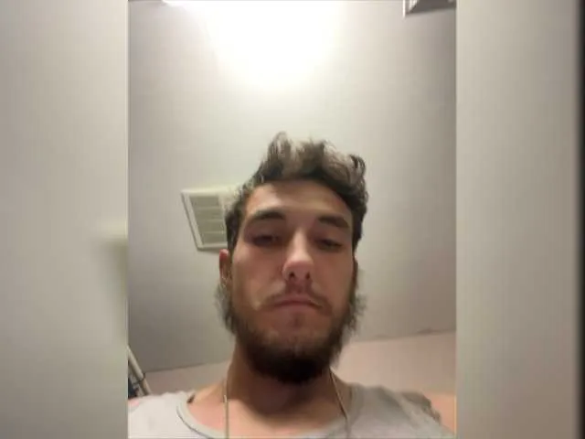 Live sex webcam photo for Codybugs02 #275815170