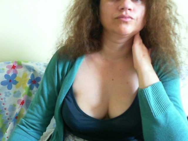 Live sex webcam photo for Colina25 #273697038