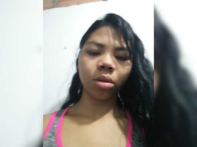 Live sex webcam photo for Colombiasexy #277042310