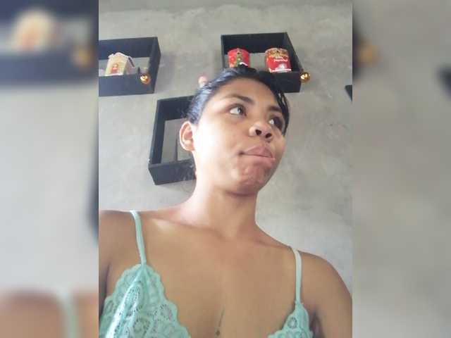 Live sex webcam photo for Colombiasexy #277079543