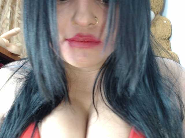 Live sex webcam photo for ComeFuckMe18 #275697104