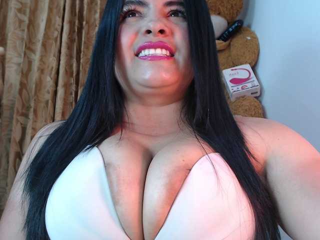 Live sex webcam photo for ComeFuckMe18 #276365192