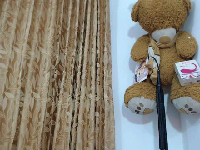 Live sex webcam photo for ComeFuckMe18 #276807565