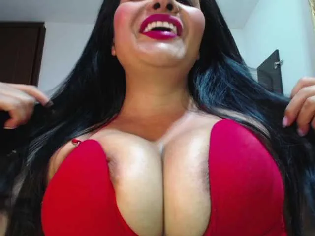 Live sex webcam photo for ComeFuckMe18 #291006458