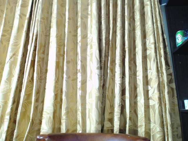 Live sex webcam photo for ComeFuckMe18 #291170790