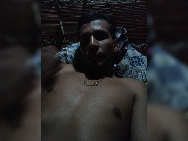 Live sex webcam photo for Comeback1431 #275528636