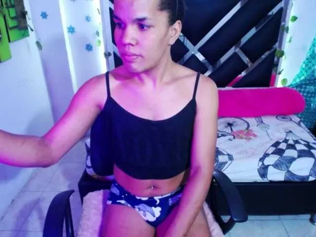 Live sex webcam photo for Conejita-Susejth #276139295