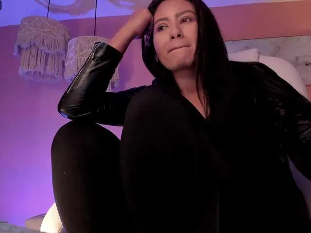 Live sex webcam photo for ConnieAddams1 #276245667