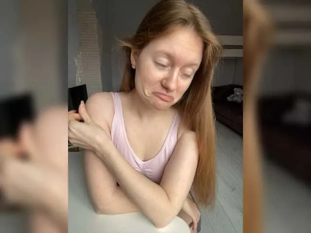 Live sex webcam photo for ConnieDaw #287978737