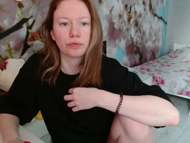 Live sex webcam photo for ConnieDaw #290290873