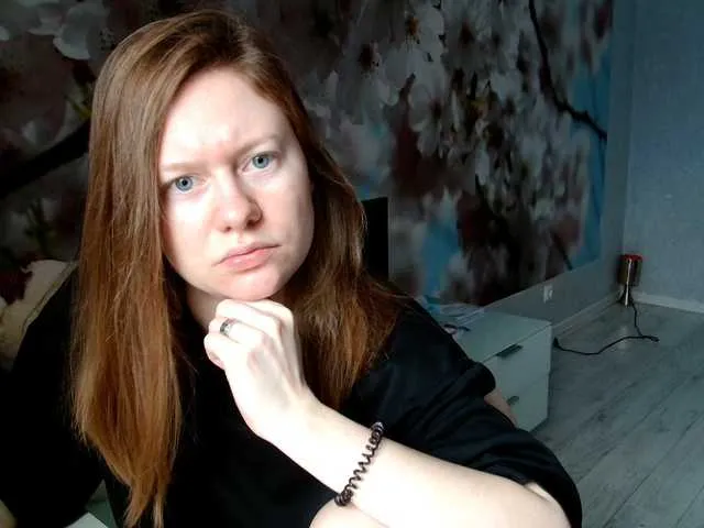 Live sex webcam photo for ConnieDaw #290385557