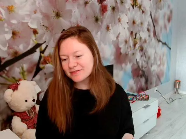 Live sex webcam photo for ConnieDaw #290413689