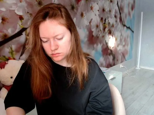 Live sex webcam photo for ConnieDaw #290471701