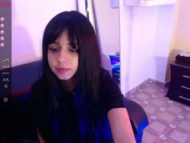 Live sex webcam photo for ConnieUzumaki #272062392