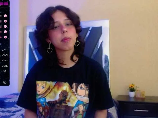 Live sex webcam photo for ConnieUzumaki #272337699