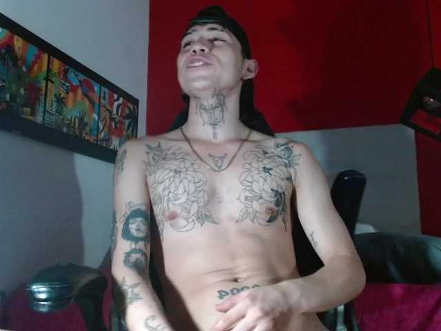 Live sex webcam photo for ConnorJagger #275710478