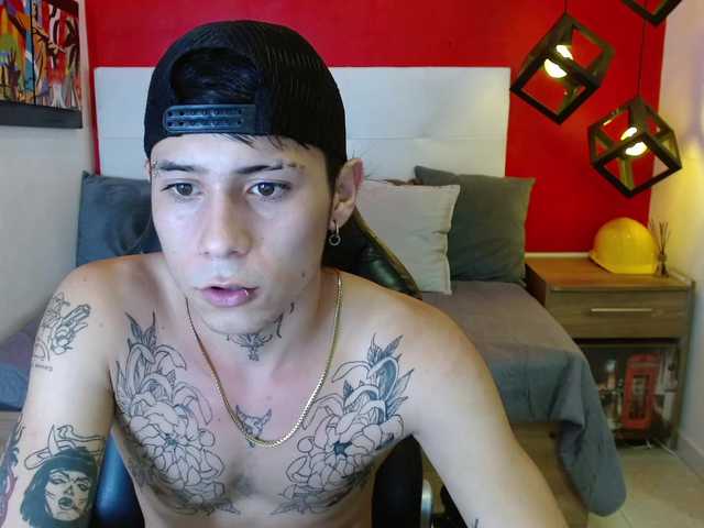 Live sex webcam photo for ConnorJagger #275737107