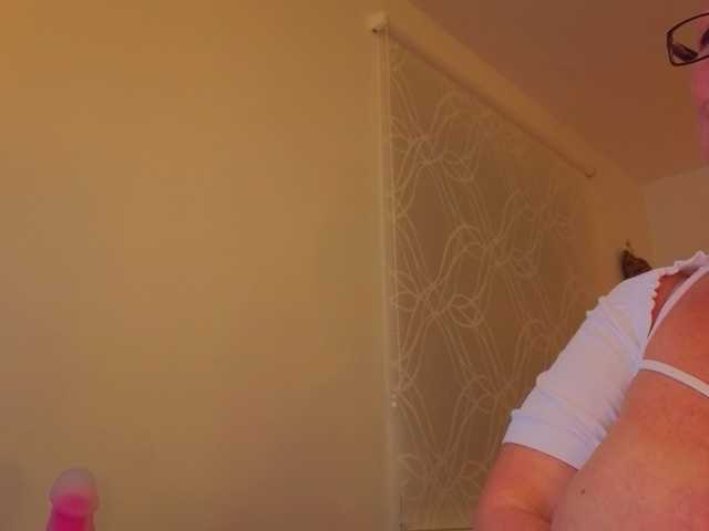 Live sex webcam photo for Connyat99 #290687604