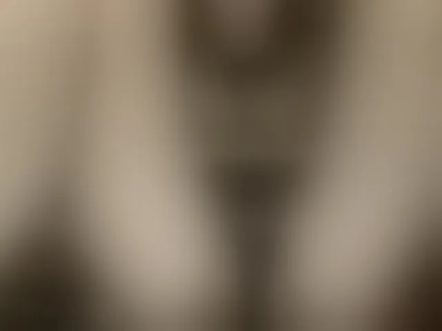 Live sex webcam photo for Cookie8 #293113402