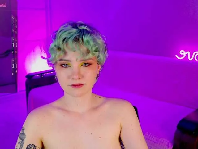 Live sex webcam photo for Cool-Love #290410036