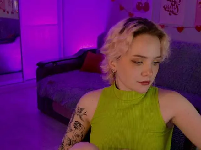 Live sex webcam photo for Cool-Love #291341239
