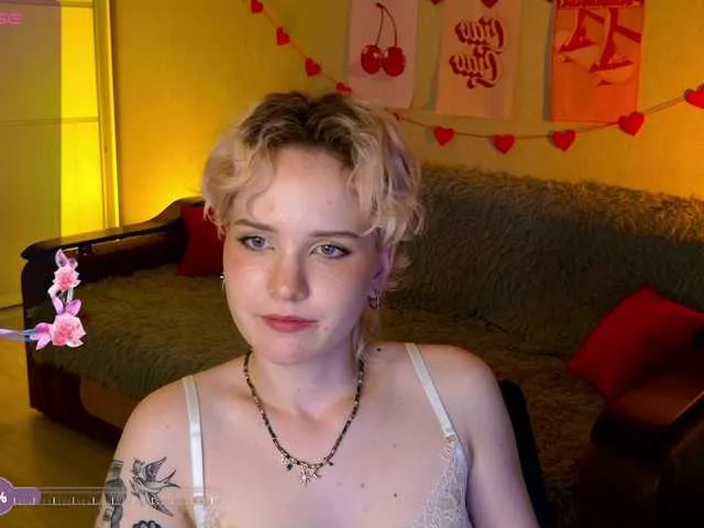 Live sex webcam photo for Cool-Love #291522998