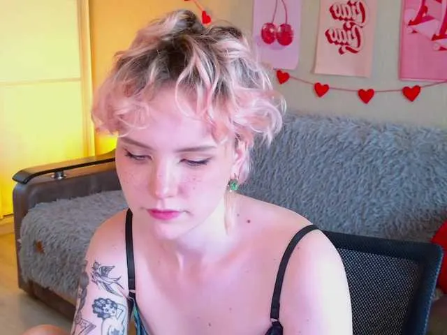 Live sex webcam photo for Cool-Love #291609285