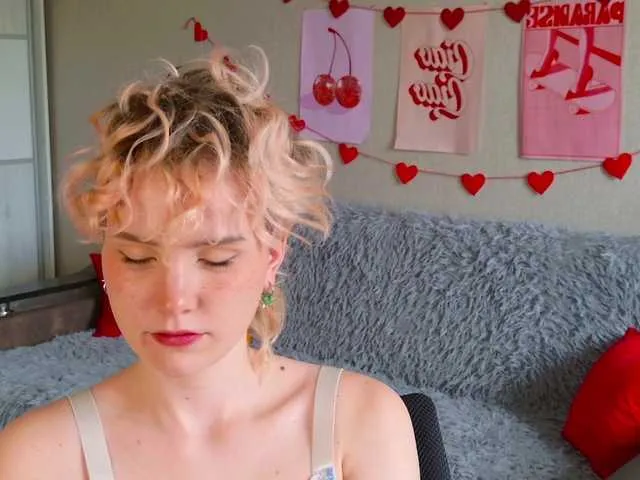 Live sex webcam photo for Cool-Love #291629258