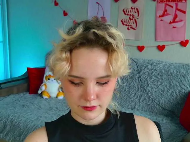 Live sex webcam photo for Cool-Love #291686976