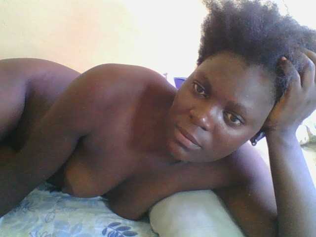 Live sex webcam photo for CoolEbonygal #277474365