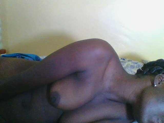 Live sex webcam photo for CoolEbonygal #277496891