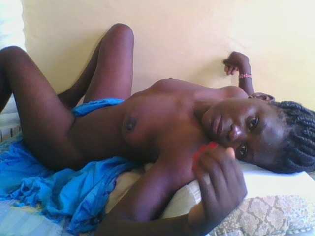 Live sex webcam photo for CoolEbonygal #277540230