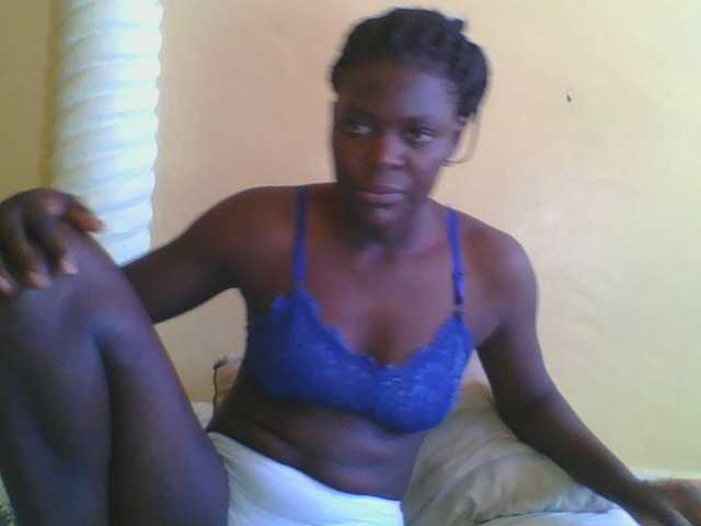 Live sex webcam photo for CoolEbonygal #277546625